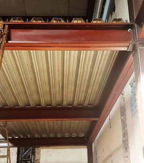 Painel para mezanino
