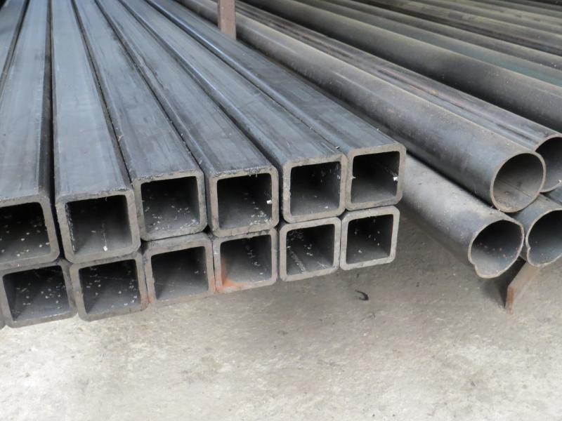 Tubo de ferro quadrado